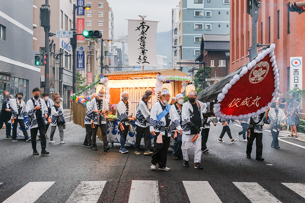 故人の御霊を送る「精霊流し」 長崎教会が４１年ぶりに参加 | 佼成新聞