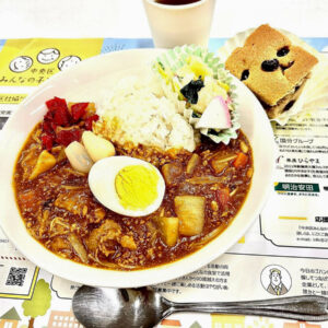 写真はすべてにこにこ食堂提供